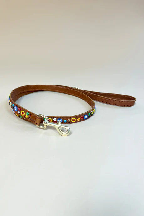 PLAKKIES - Hundeleine - Flower Garden PLAKKIES Hundeleine - Flower Garden, handgefertigt mit einem lebendigen Blumenmuster für einen frischen, fröhlichen Look