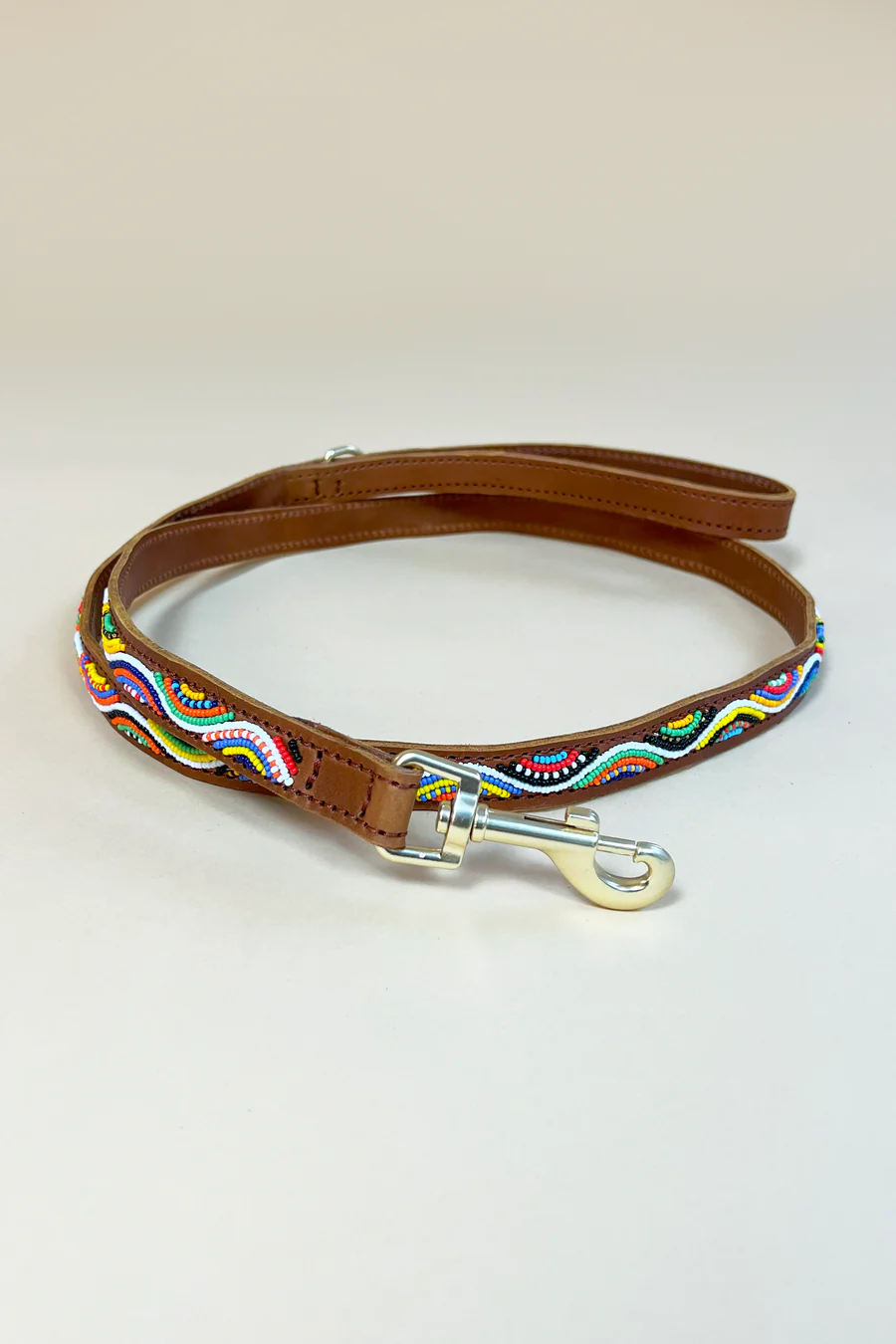 PLAKKIES - Hundeleine - Universe PLAKKIES Hundeleine - Universe, handgefertigt mit einem galaktischen Design, das den Nachthimmel widerspiegelt